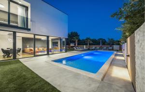 Pet Friendly Home In Medulin With Sauna