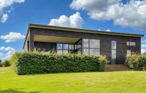 Cozy Home In Børkop With House Sea View - Stouby