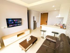 Lovina 13-19 at Harbour Bay Residence