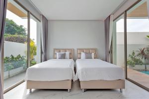 Classic Modern Pool Villas Rawai 3BR
