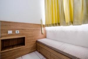 New and Modern Studio Room Apartment at Riverview Residence By Travelio