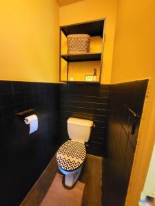 Maisons de vacances Le Mas de L-Arceau - Mas avec piscine en Sud Ardeche : photos des chambres