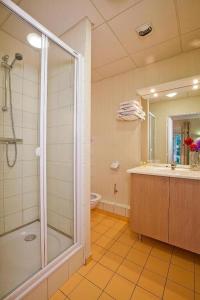 Appart'hotels Garden & City Luxeuil Ex Le Metropole et Les Thermes : photos des chambres
