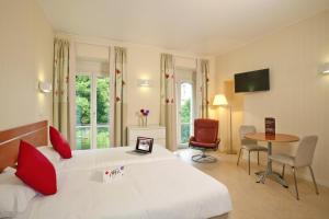 Appart'hotels Garden & City Luxeuil Ex Le Metropole et Les Thermes : Studio avec Lits Jumeaux