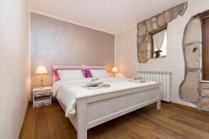 Geräumiges Ferienhaus In Brseč Mit Privatem Pool