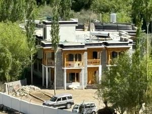 Paradise Shey 水森シェ