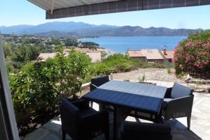 Appartements Les Marines du Soleil a Saint-Florent : photos des chambres