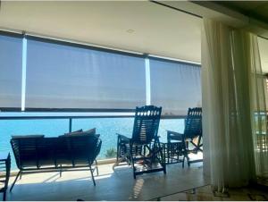 Panorama Seaview Suite Escape Front