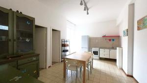 M018 Marcelli, trilocale con giardino dx