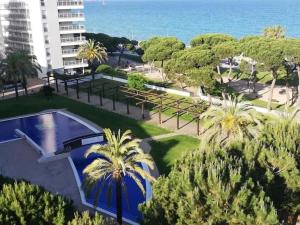 Charming Apartment in Blanes - Sea View and Pool