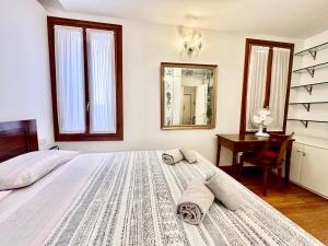 Giardini Apartment