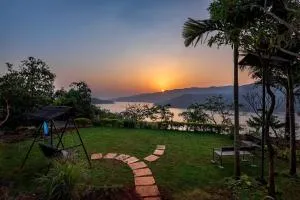 CosmicStays Countryside Panorama-Lakeview Bungalow - Welhe