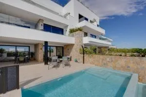 Piso de lujo con piscina privada en las Colinas - Pinar de Campoverde