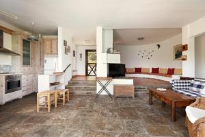Seashells & Pines Villa in Vourvourou #FeelsLikeHome