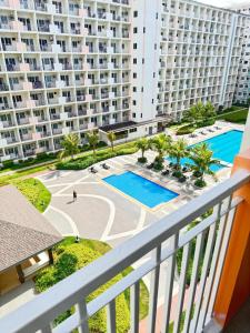 2BR Condo Staycation NearAirport