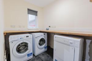 South Road Contractor Favourite