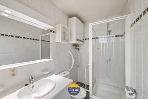 Zeezicht IX Cozy Studio with sea view T26