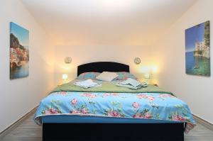 Apartments Vesna 1236