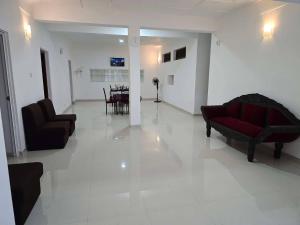 Serene Kandy Getaway with City Views