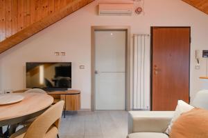 No Lift, 2 Room - Tutti p4zzi per Torino