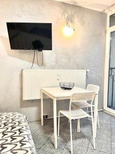 APARTEL24pl Oldtown II Close to Metro