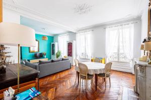 GuestReady- Modern Comfort near Parc Monceau for 6
