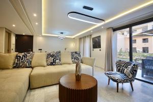 Duplex Safiya Suites and Services