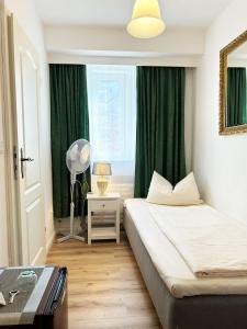 Small Single Room room in Hotel Mariahilf