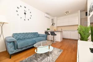 Comfort Stay with Parking & View