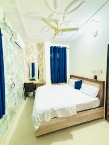 Hill Top Residency