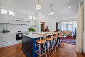 Spacious heritage home