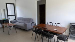 Moderna y Confortable casa nueva