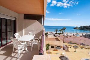 1 dormitorio con piscina y bonitas vistas al mar en playa la Fossa