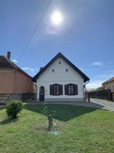 图里帕诺斯温德加兹公寓 - Hidegség