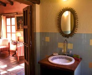 Schönes Steinhaus El Buho