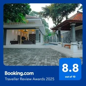 Villa Sanlias - Muara