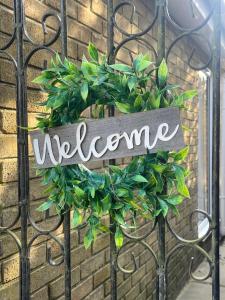 New luxurious and spacious guest suite in Banstead