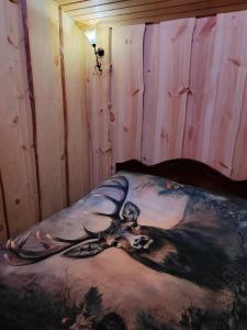 Puumajamajoitus maaseudulla