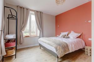 La Clouterie - Face au ruisseau piscine privée