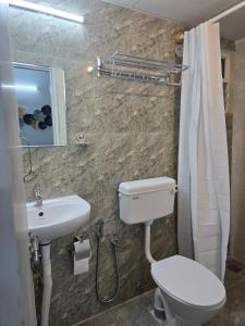 Hill View Apartment