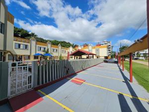 Excelente sobrado em condomínio!