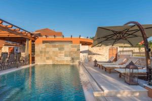 Luxury Villa Finessa Skradin 1 with heated pool, jacuzzi and sauna