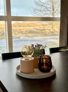 Cozy, forest cabin #11 in Hvolsvöllur - Self check-in, outside jacuzzi!