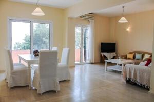 Clios House With Magnificent Views Of The Sea