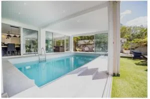 Logement de Prestige avec piscine Vue sur le Golf de la Grande Motte - La Grande-Motte