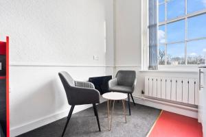 Comfy and Relaxing space in Dudley with Parking