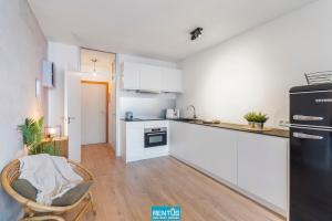 Sandy View - spacious studio flat near the beach