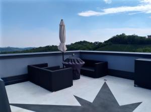 Modernes Ferienhaus Mit Pool Und 360 Grad Blick