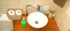 1 COCO BAMBÚ PIPA apto 1, a 200 m da praia e a 100 m do centro da cidade