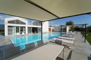 Villa Micol 5 from the sea!